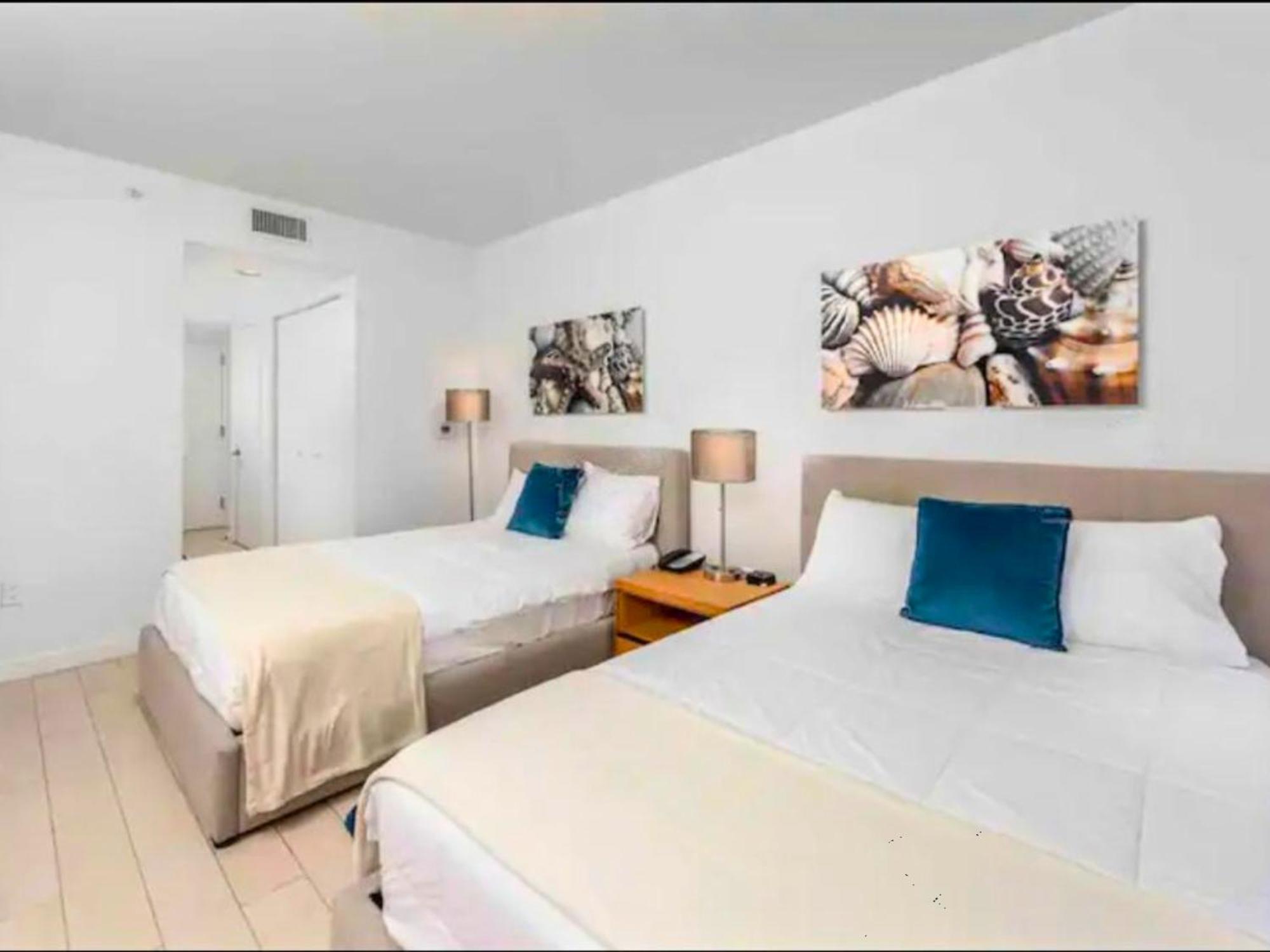 Mvr Apartments At Beachwalk Resort Hallandale Beach Bagian luar foto
