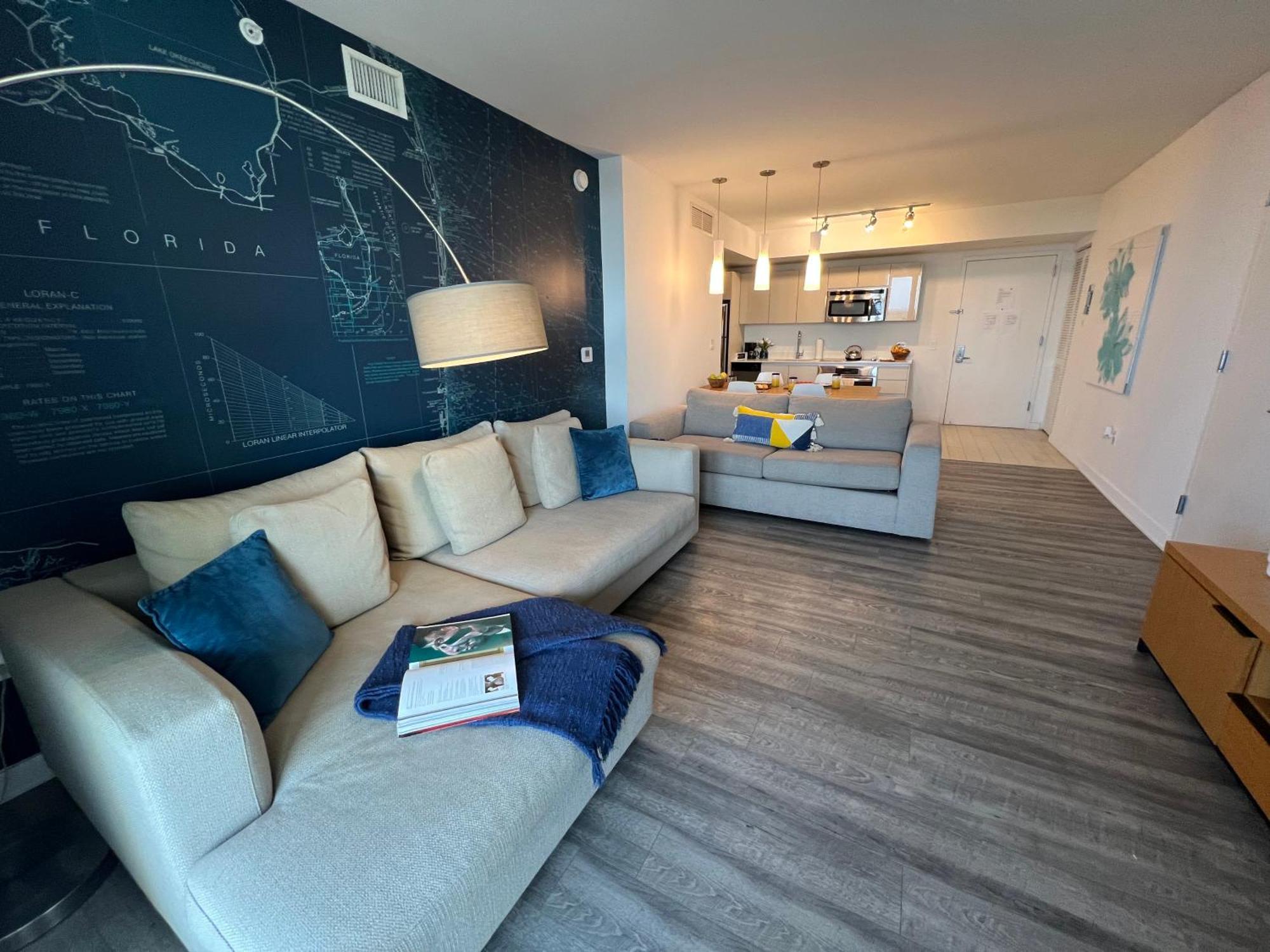 Mvr Apartments At Beachwalk Resort Hallandale Beach Bagian luar foto