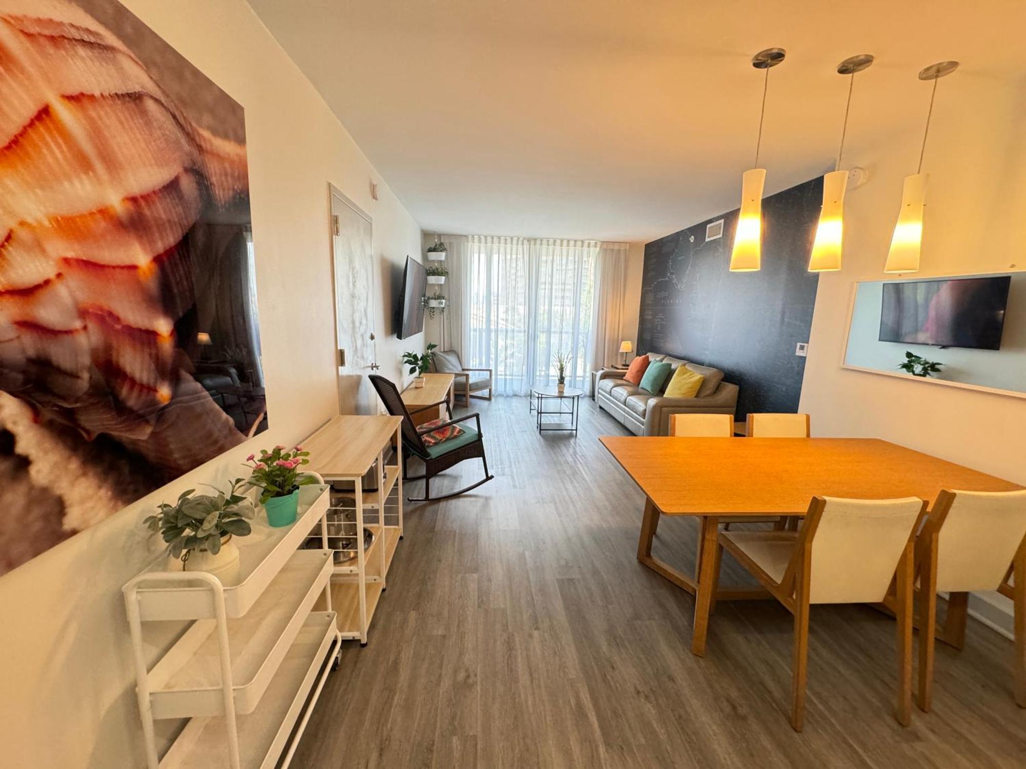 Mvr Apartments At Beachwalk Resort Hallandale Beach Bagian luar foto