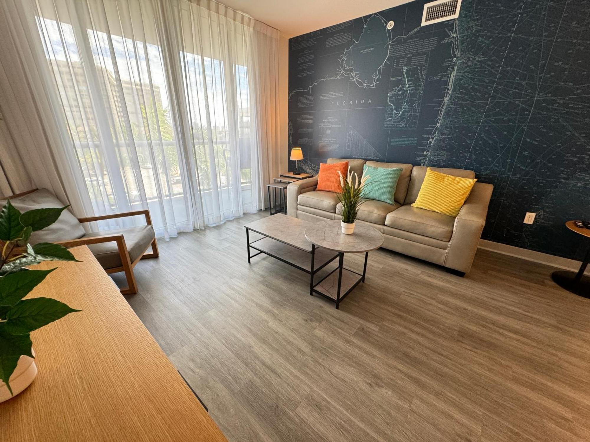 Mvr Apartments At Beachwalk Resort Hallandale Beach Bagian luar foto